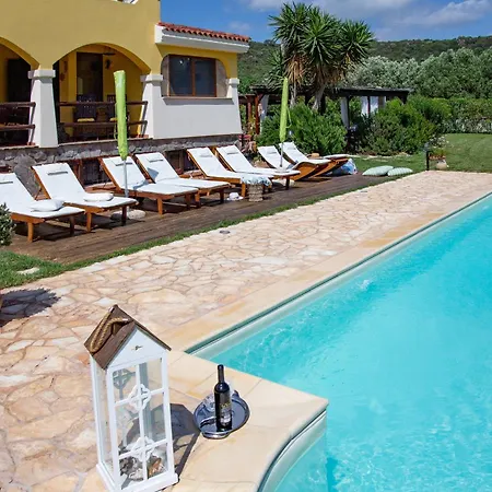 Saige , Piscina Con Idromassaggio Villa *